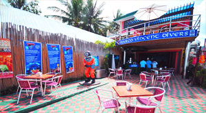 Puerto Galera Aqua Bar and Restaurant