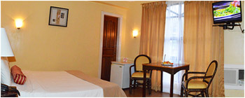 marco vincent resort  queen room